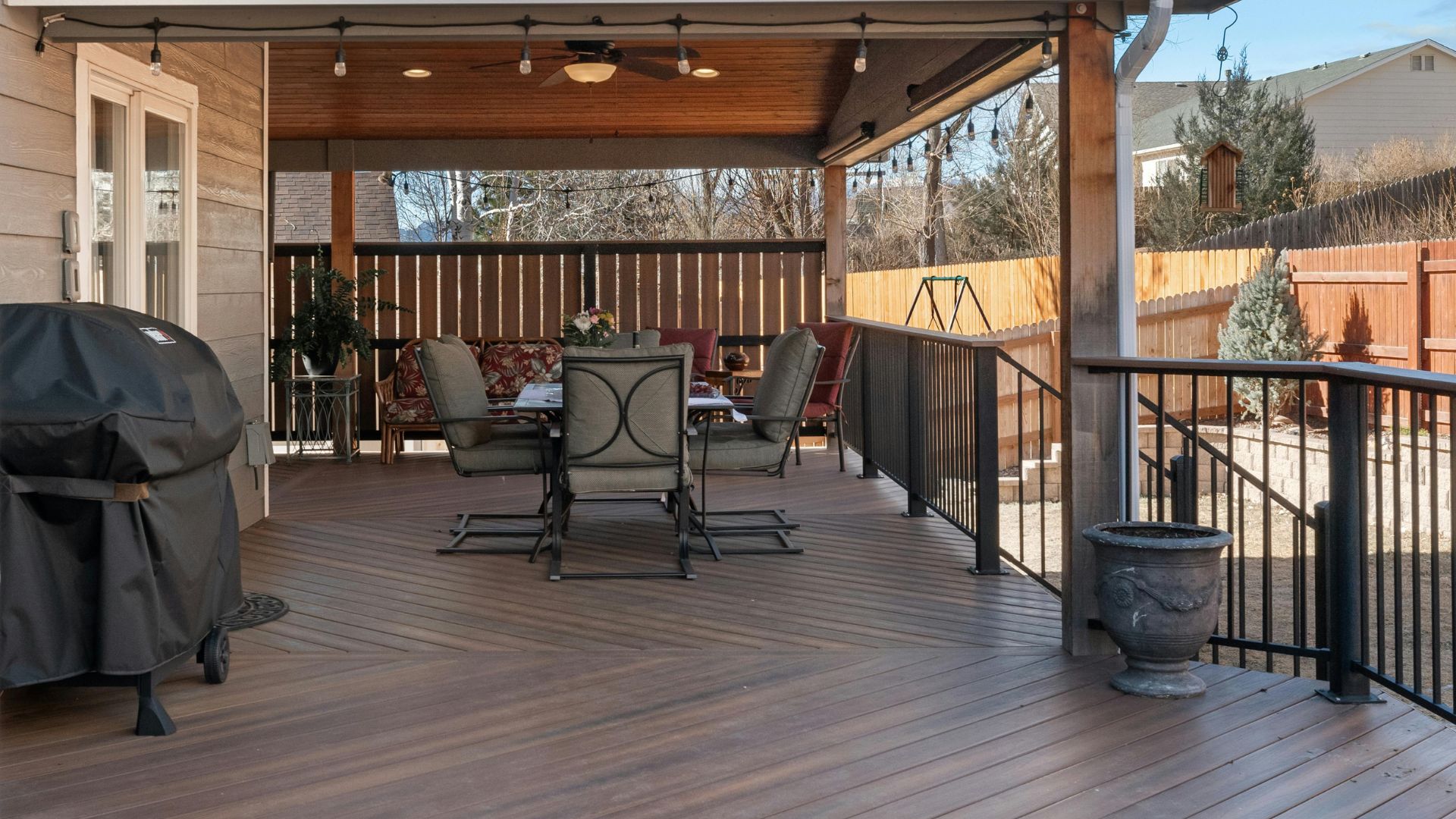 deck cleaning services